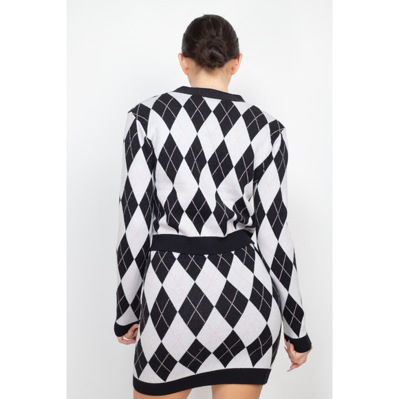 Diamond Button-front Cardigan Top - Picture 5 of 8